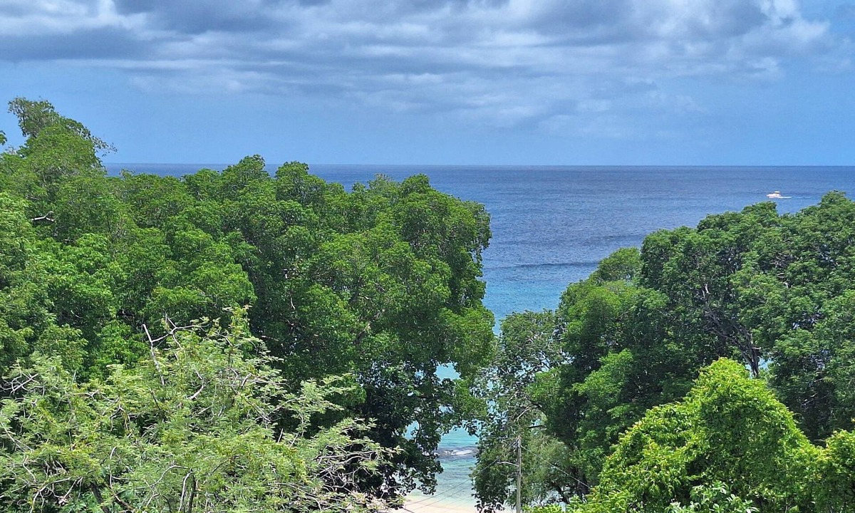 Lazaretto Condo | 201 Batts Rock Beach Condos 1 Bedroom