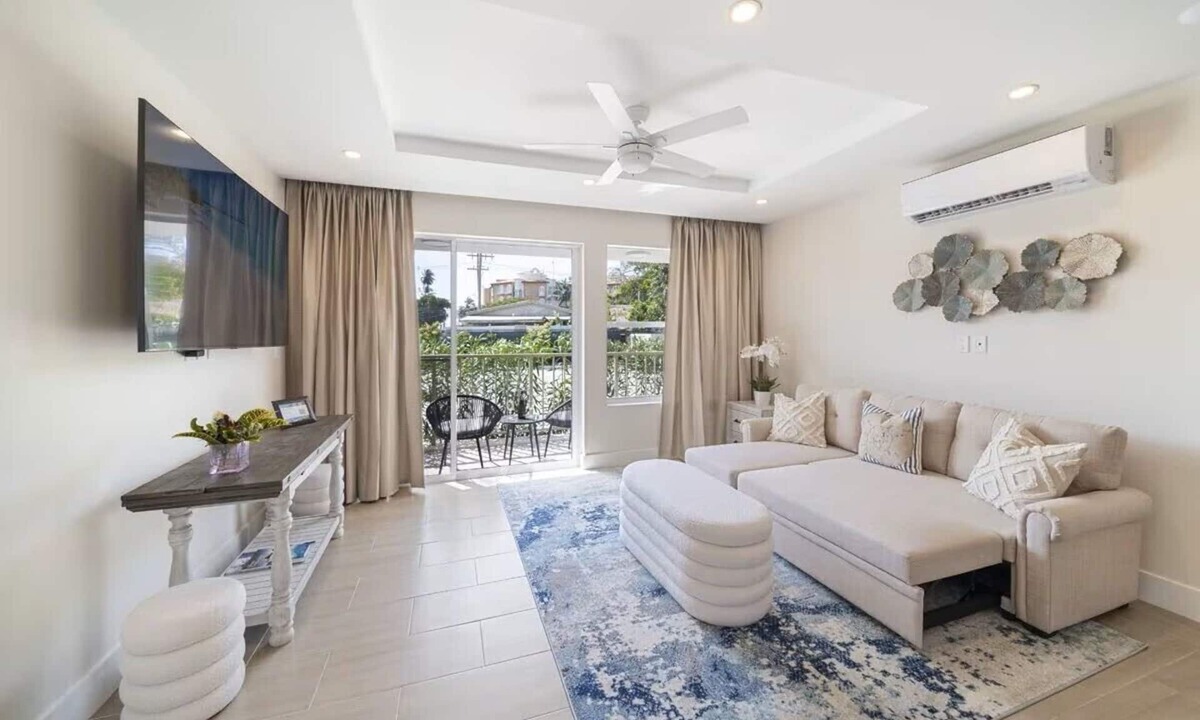 Speightstown Condo | 2BR 2BR West Coast Condo, Pool, Rooftop, Beaches, Restaurants - Coral Beach 101