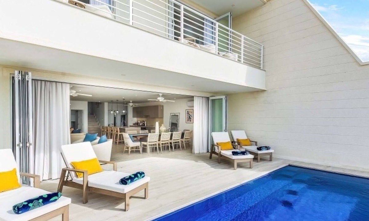 Merlin Bay Apartment | 40 Westmoreland Hills