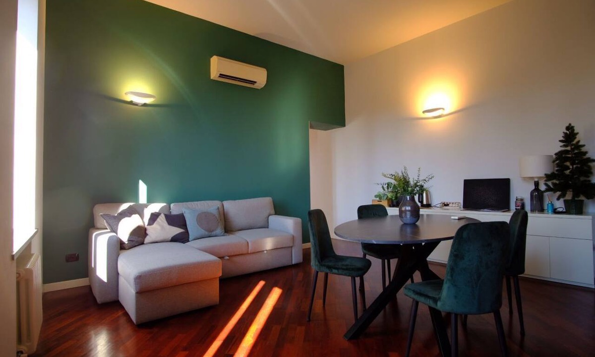 Centro Storico Apartment | A comfortable flat of 50sqm, ideal for four people, located on the third floor of a building without an elevator (access via stairs).The property is situated in the historic center, within the restricted traffic zone, just steps away from the Cathedral &