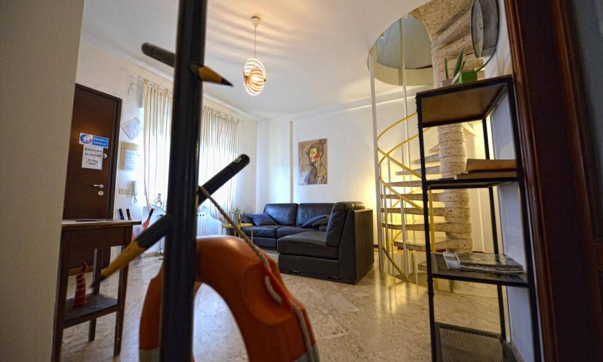 Municipio 2 Bed & Breakfast | Aback