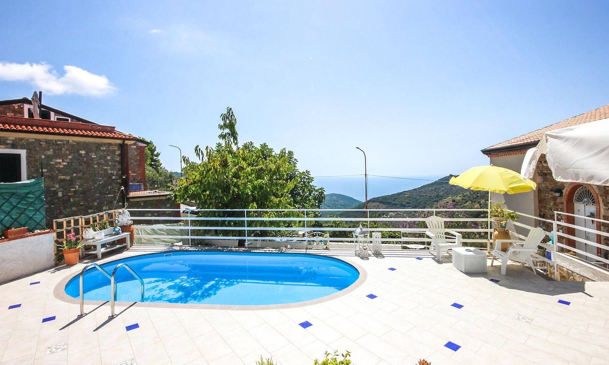 San Mauro Cilento House | Amazing home in Casalsottano
