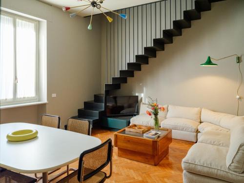 Santa Maria Novella Apartment | Angiolo - Spacious & Elegant Duplex in Florence