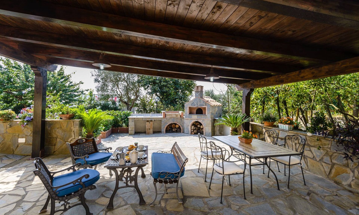 Priora Apartment | Apartment 100 Sqm with lovely outdoor patio in Sorrento Coast