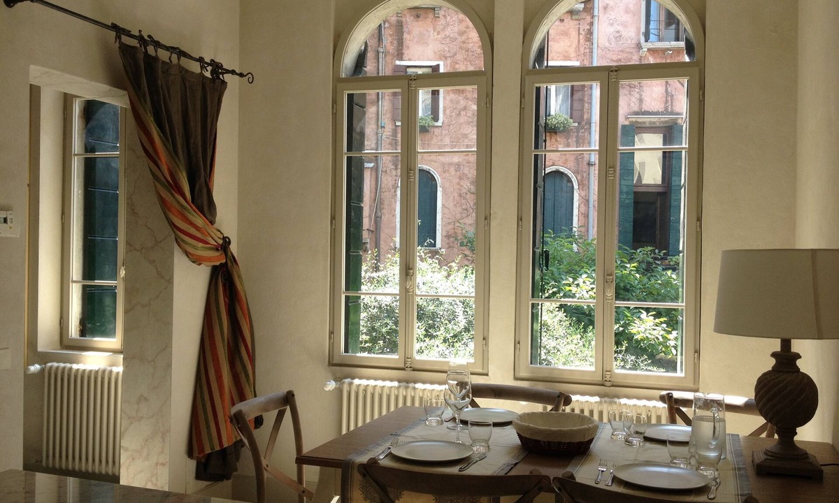 Castello Apartment | Apartment in the heart of Venice, between Rialto and San Marco, beautiful, elega