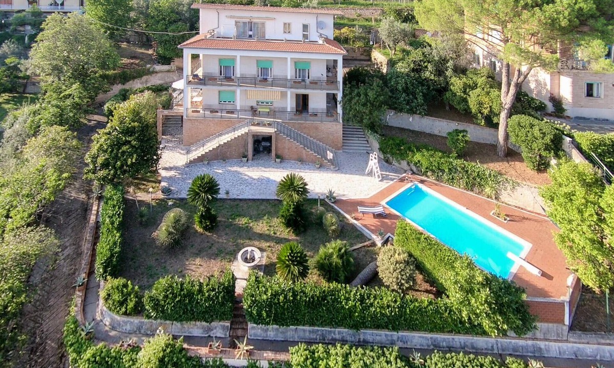 Vallerotonda House | Awesome home in Valvori with private swimming pool, can be inside or outside