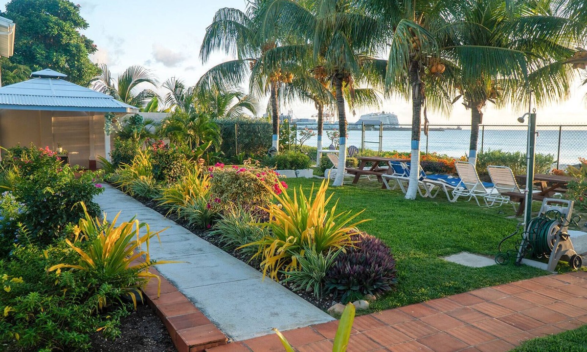 Brighton Apartment | Banyan Beach Cottage