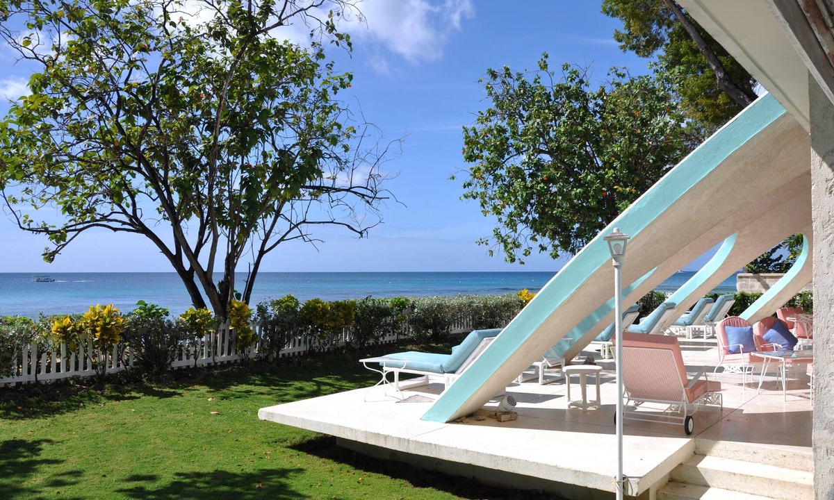 Sunset Crest House | Beach house in Holetown