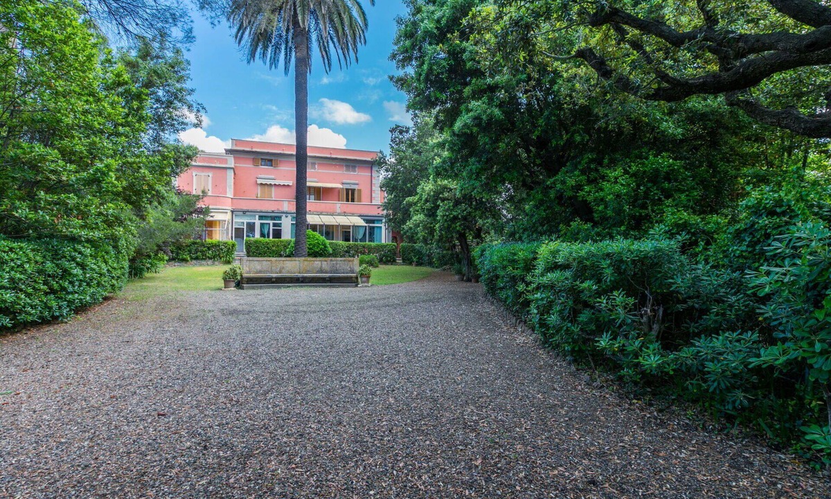 Castiglioncello Villa | Beautiful villa for 6 people with WIFI, A/C, TV, terrace and pets allowed