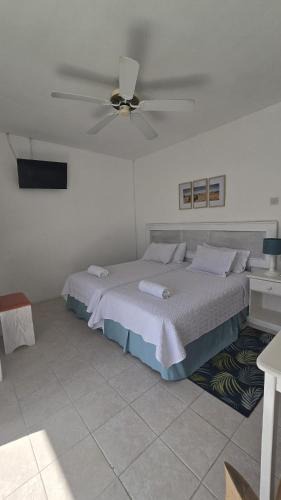 Dover Apartment | Bonanza Apartments