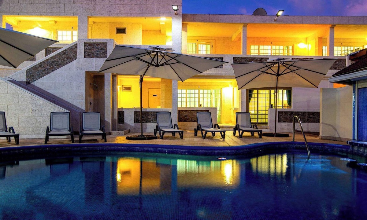 St. Lawrence Gap Condo | Boutique Hotel Near Dover Beach: Pool & Spa