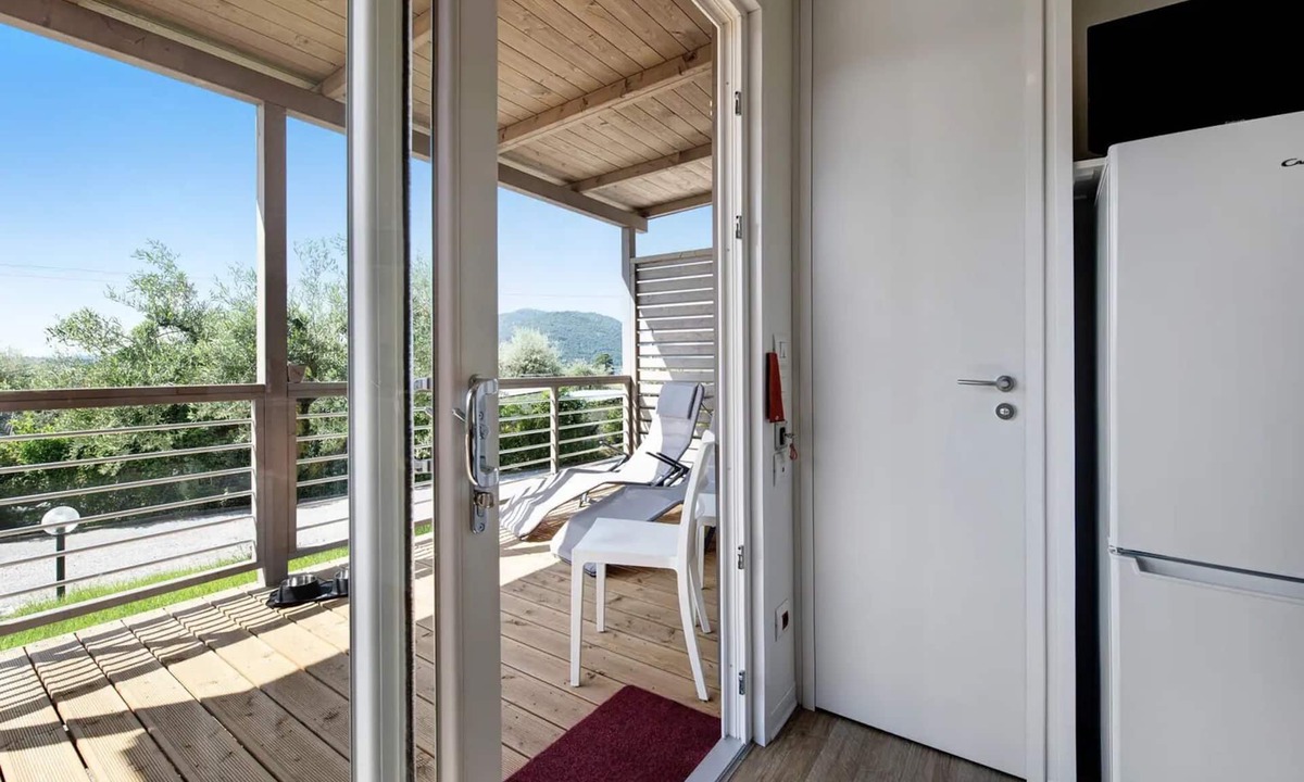 Predore RV Rental | Camping Eurovil