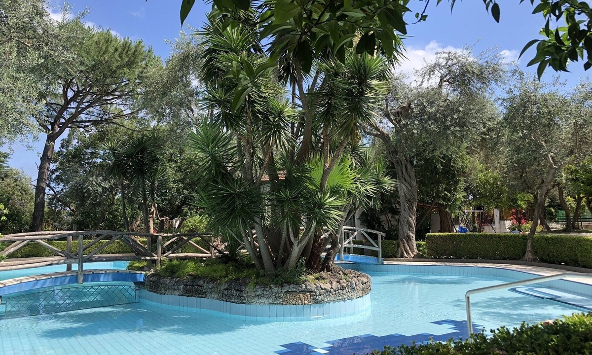 Sorrento Historic Centre Apartment | CasaMare - Luxury Apartment and Pool - Sorrento