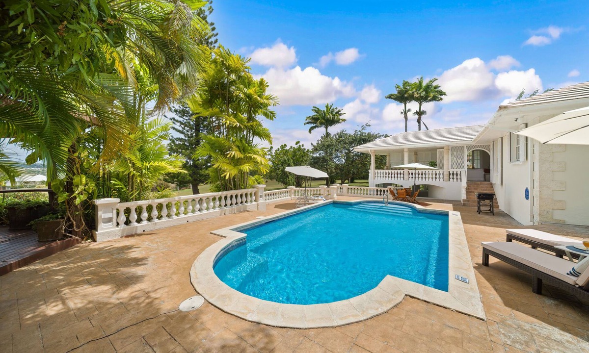 Frere Pilgrim Villa | Charming 3 Bedroom Villa With Country Views & Private Pool