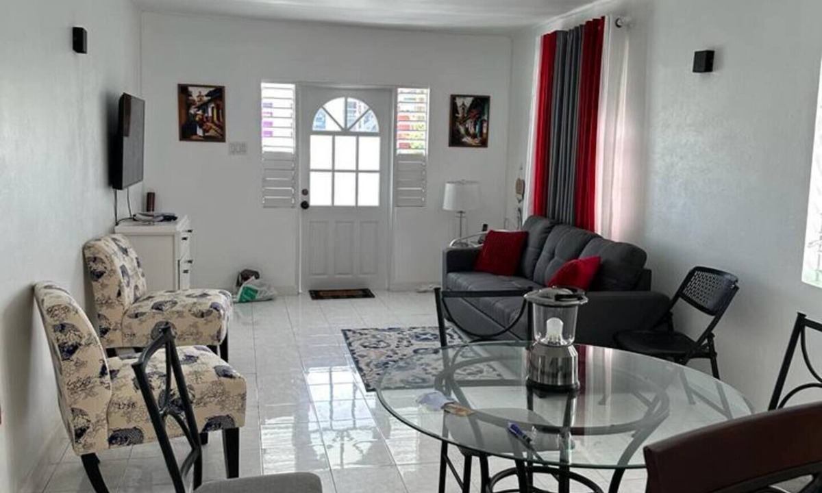 Mount Standfast House | Charming Coastline Cottage 5 min from beach