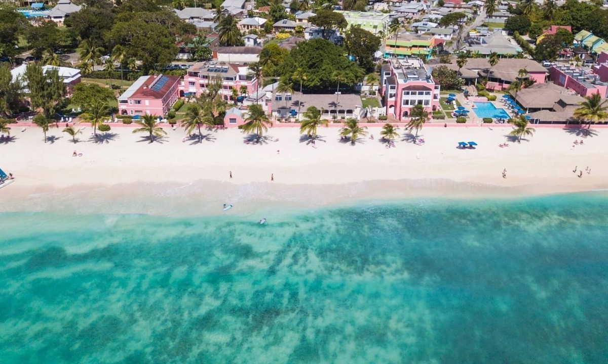 Blue Waters Hotel | Coastal 2BR Suite | Pool Access, Central Location & Walkable Area