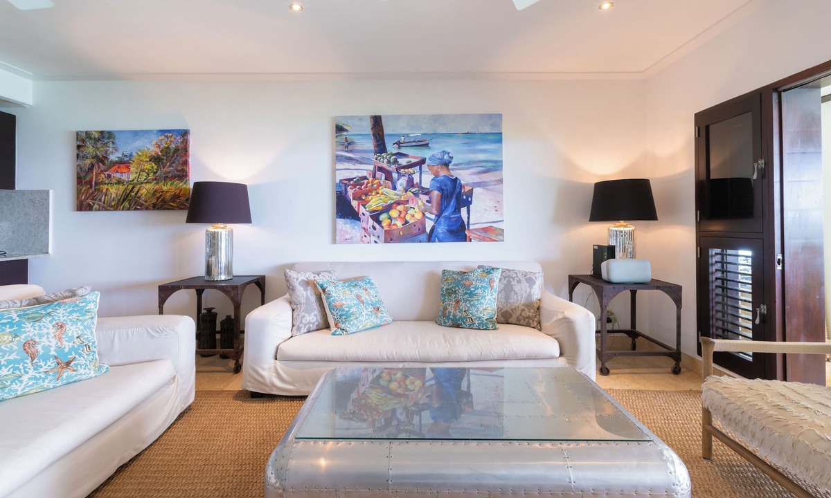 Lascelles Apartment | Coral Cove 8 Barbados Beachfront Apartment - Luxury, 3 bed, 3 bath, 2000 sq ft