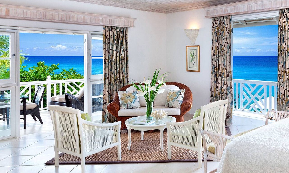 Folkestone Hotel | Coral Reef Club
