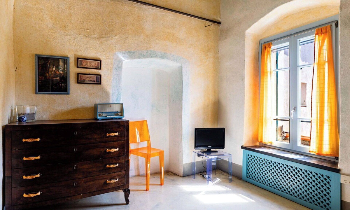 San Bartolomeo al Mare House | Cosy apartment in villa for 4 guests with WIFI, terrace, pets allowed and panoramic view