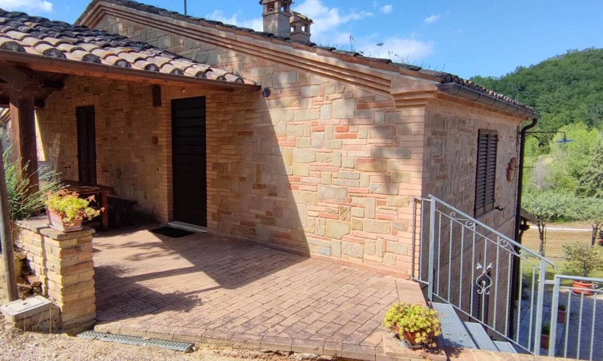 Tolentino Other | Country house with swimming pool for your holiday relaxation