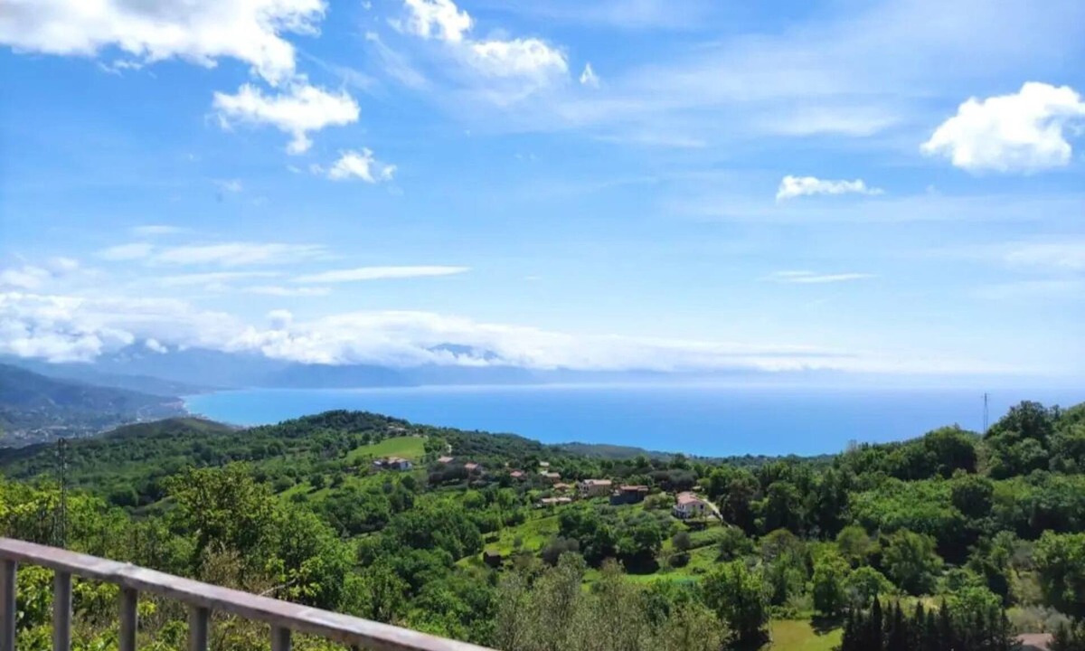San Giovanni a Piro Apartment | Delightful apartment in the center of Bosco