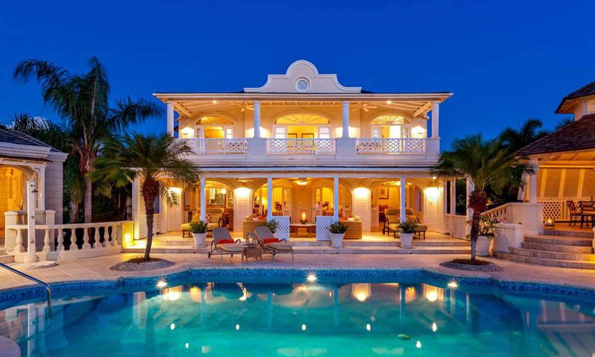 Mount Standfast House | Half Century House is sophisticated home in the Sugar Hill Resort