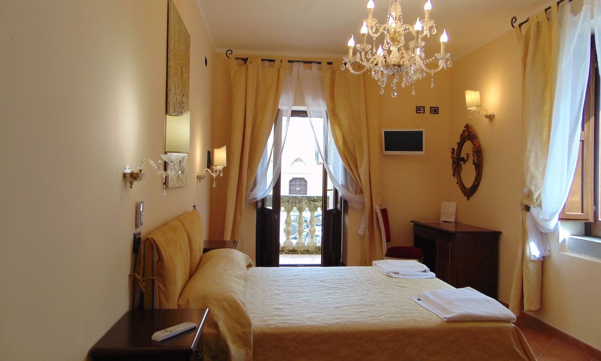 Laureana Cilento Hotel | Hotel Sgroi
