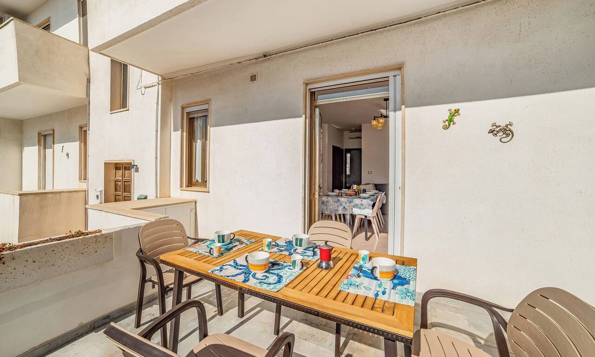 Lido Marini Apartment | La Casa Del Lido 1 in Ugento with Balcony, Ugento, Italy