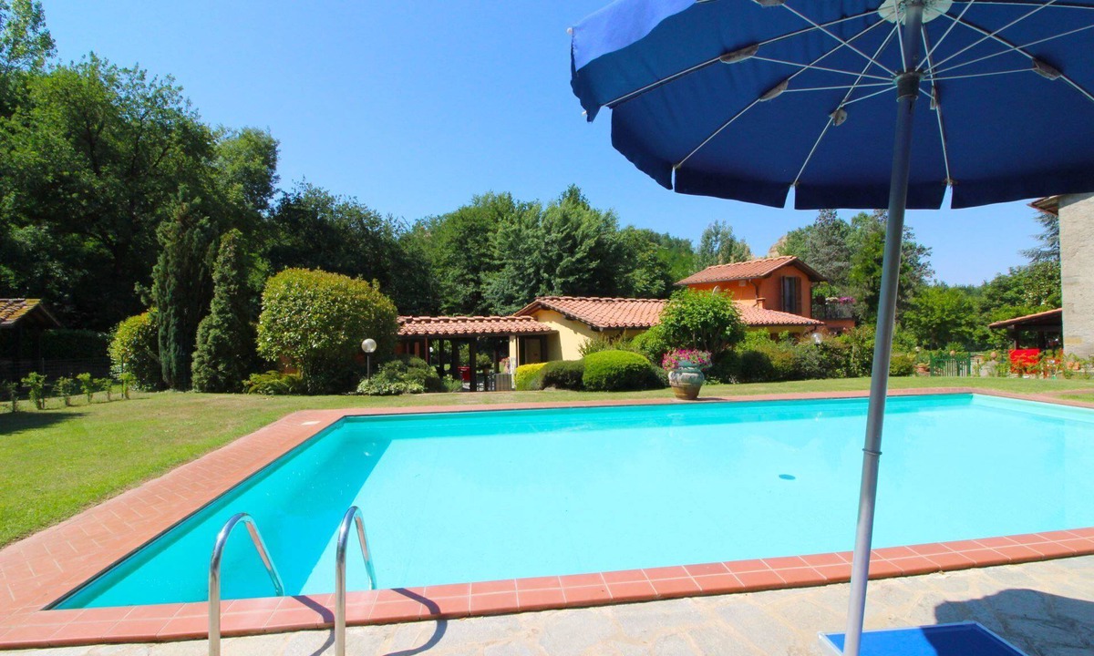 Castelfranco di Sopra Apartment | Lovely apartment for 6 people with WIFI and pets allowed