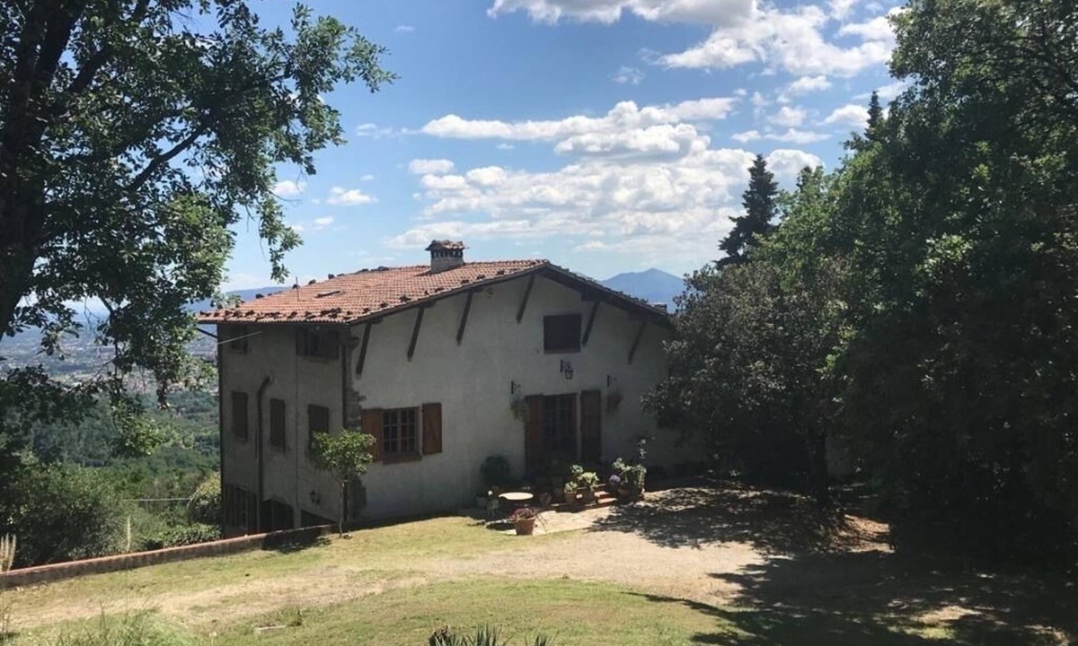 Nozanno House | Lucca Tuscany Olive Farm house 4 bedrooms Terrace views of Tuscany with pool
