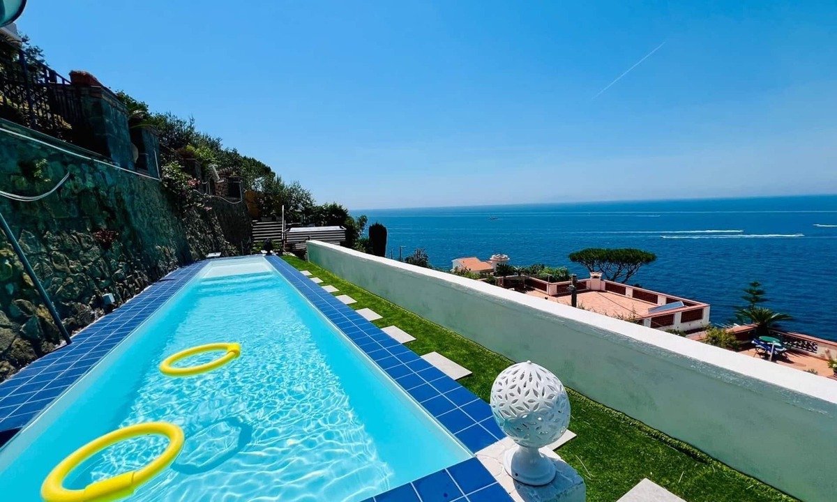 Massa Lubrense Villa | Luxury Villa - La Balena Blu