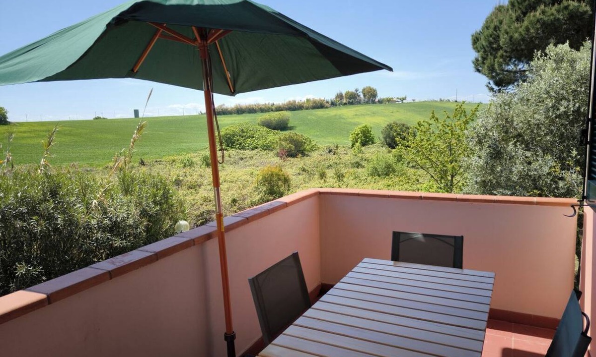 Marcelli Apartment | M195 - Marcelli, three-room apartment with terrace 200m from the sea
