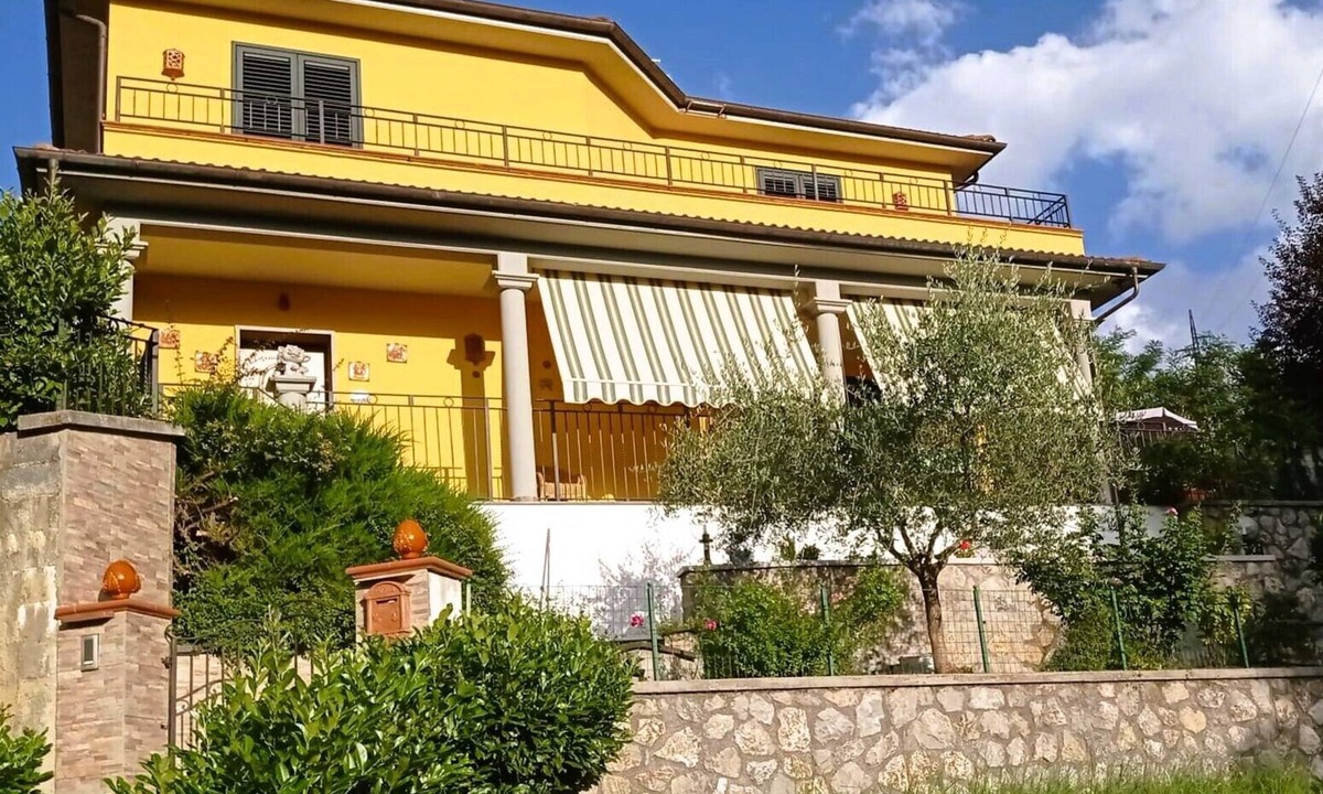 San Romano in Garfagnana Villa | Matilde, Villa, own pool, edge of village, walking distance of facilities