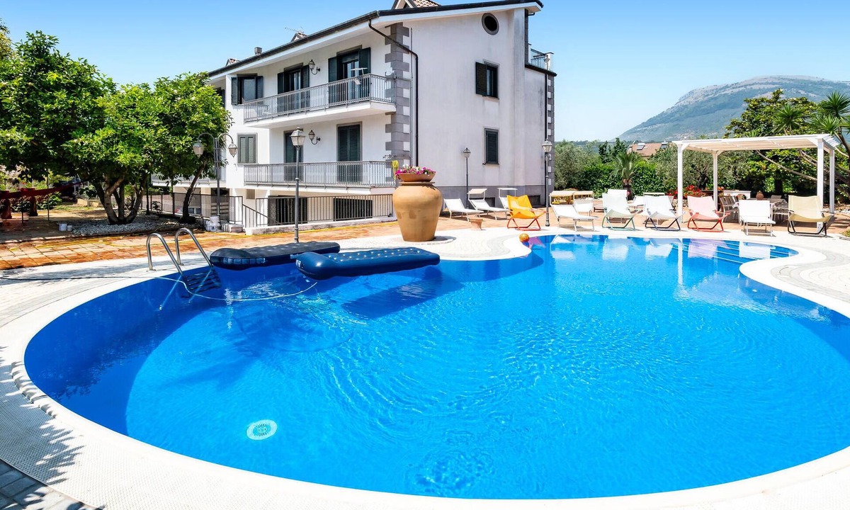 Giffoni sei Casali House | Nice home in Giffoni Sei Casali