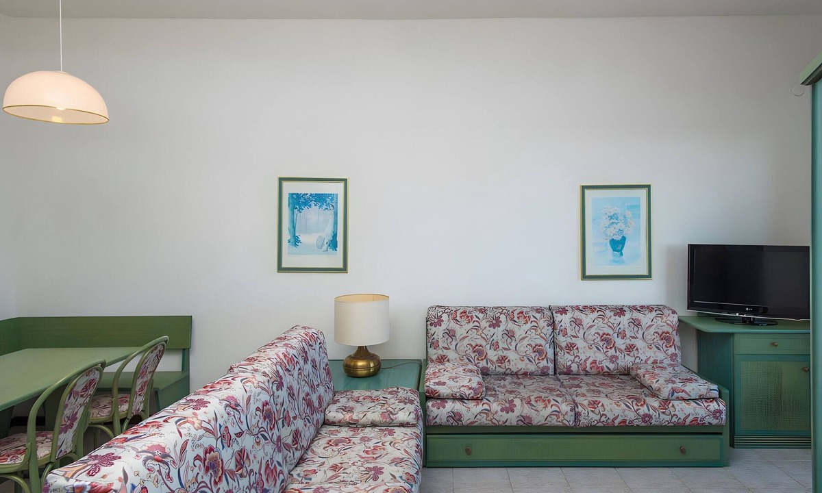 Palinuro Apartment | P.R. Club - Three-Room Enea 31 with Sea View, Private Terrace and Air Conditioning
