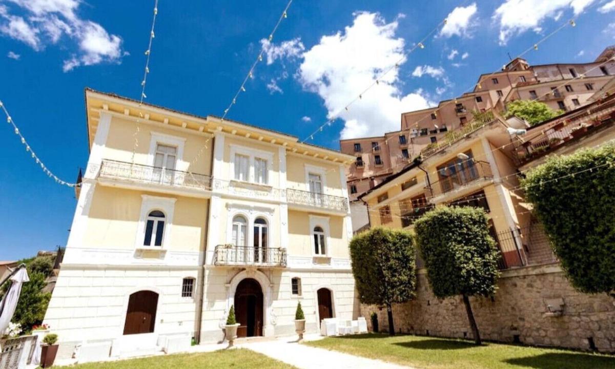Castelfranci Apartment | Palazzo Vittoli - Delia