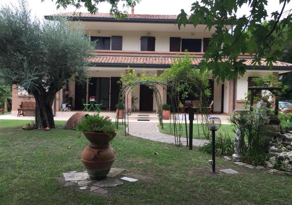 Lido di Pomposa Bed & Breakfast | Picchio verde