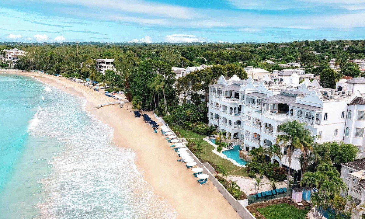 Old Trees Bay Apartment | Please Inquire Before Booking – Luxury Villa