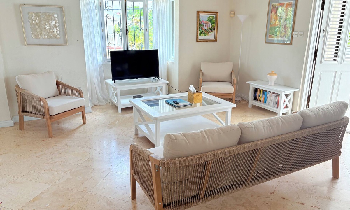 Porters Condo | Porters, St James - Spacious 2 Bedroom Villa with pool on the west coast
