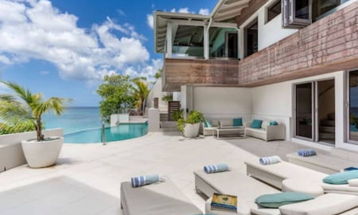 Spring Garden House | Portobello Villa at Batts Rock by Young Estates
