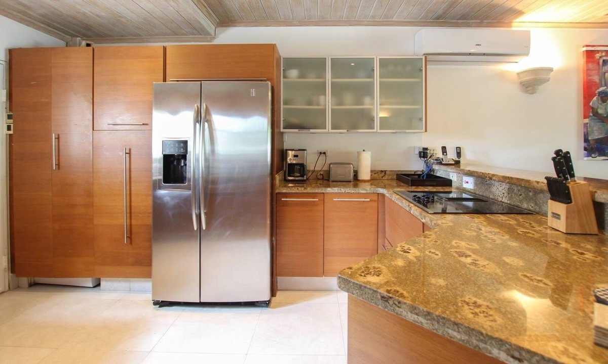 Porters House | Relax Poolside At This Stylish Townhouse - Porters Gate 24 by BSL Rentals