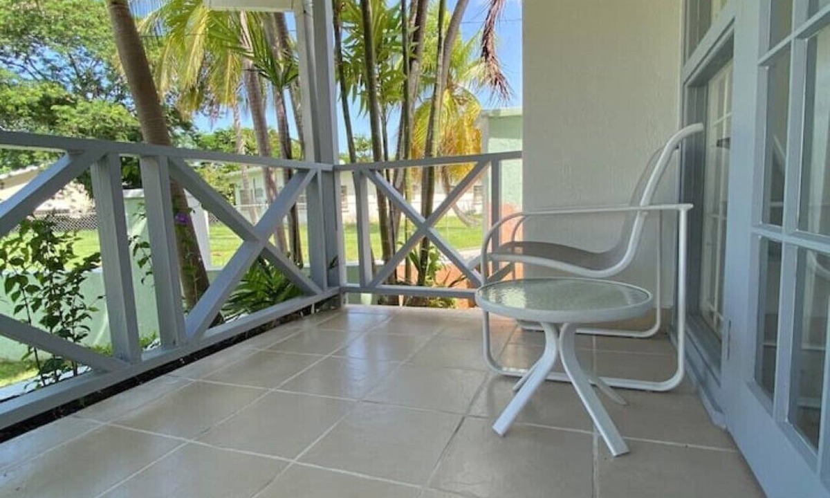 Sandy Lane Apartment | Remodeled 1BR Suite - 5 min walk to the beach!