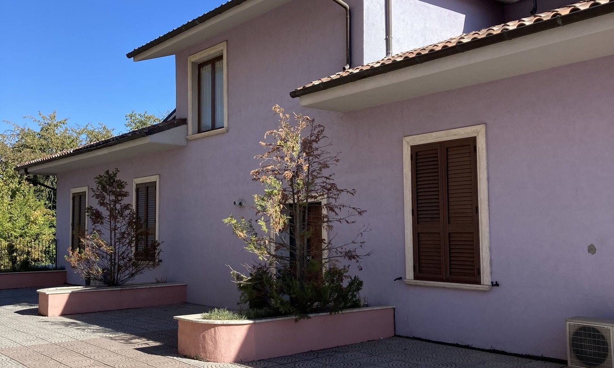 Avezzano House | Residence le Ginestre Apartment No. 2 Two-room apartment 2 beds
