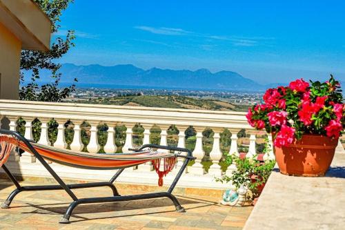 Cicerale Apartment | Rigoletto Cilento with private garden and pool