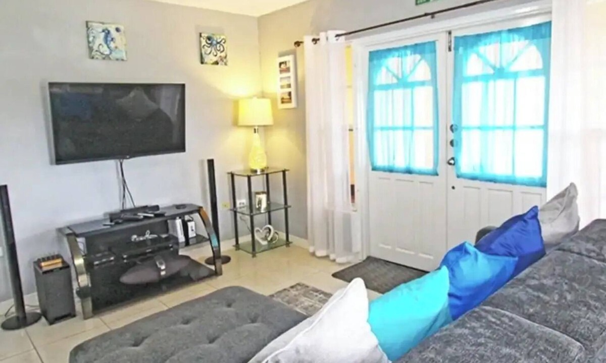 Deanes House | Sapper Lodge Apartment