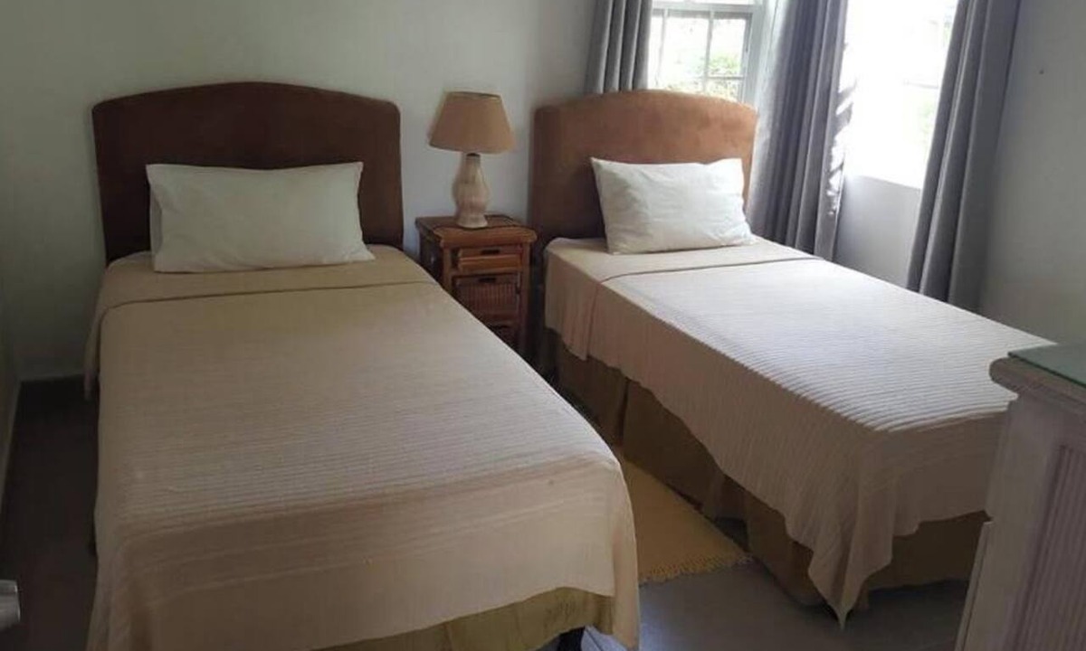 Sunset Crest Apartment | Shades Apt 2 – Comfortable Two-Bedroom Garden Apartment with Pool Access