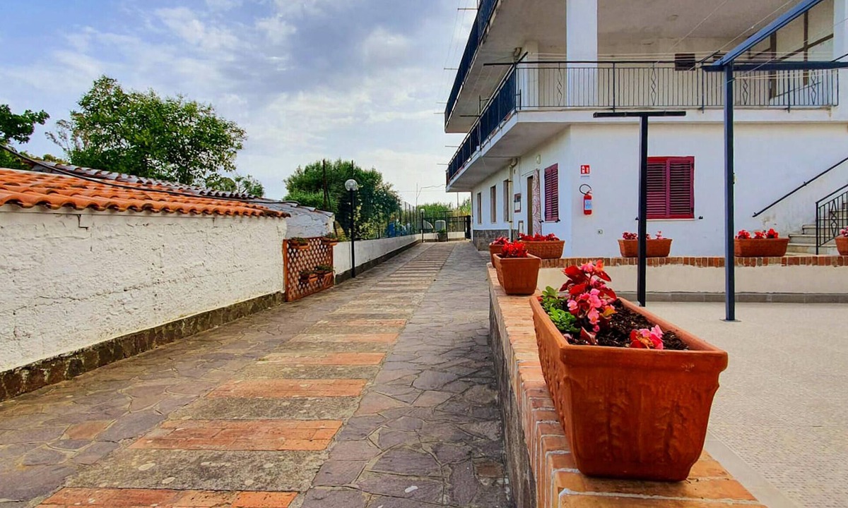 Casal Velino Apartment | Stunning apartment in Casal Velino with WiFi
