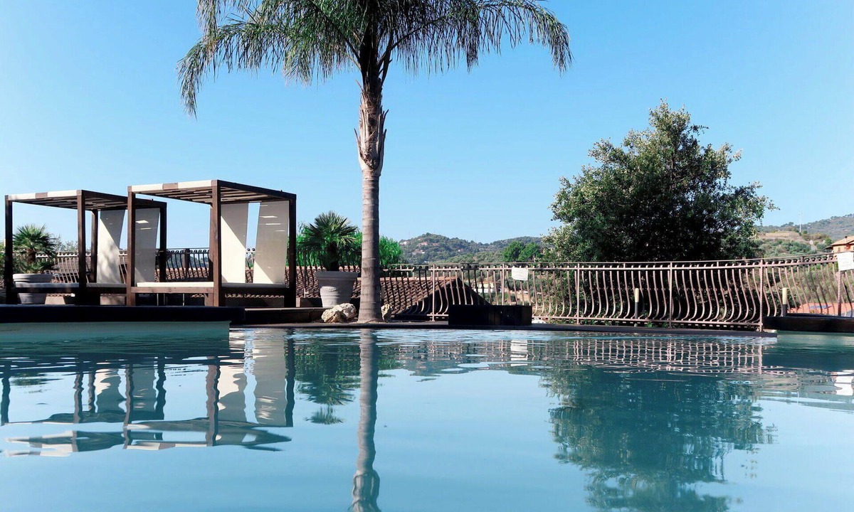 Costa dʼOneglia Villa | Stunning private villa for 8 guests with WIFI, A/C, private pool, TV, terrace and panoramic view