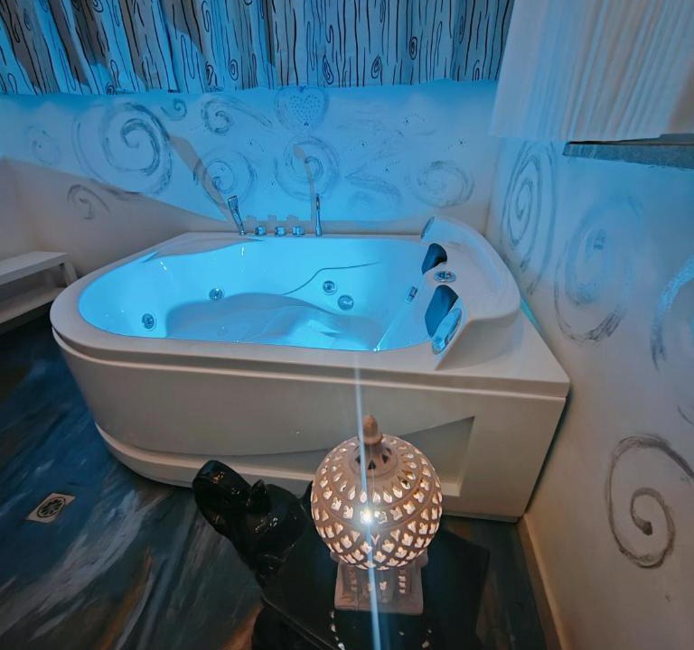 Capurso Bed & Breakfast | Suite Capurso Bari jacuzzi e parking