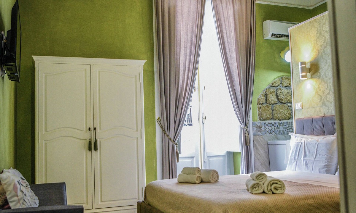 Vomero Apartment | The Vomero suite